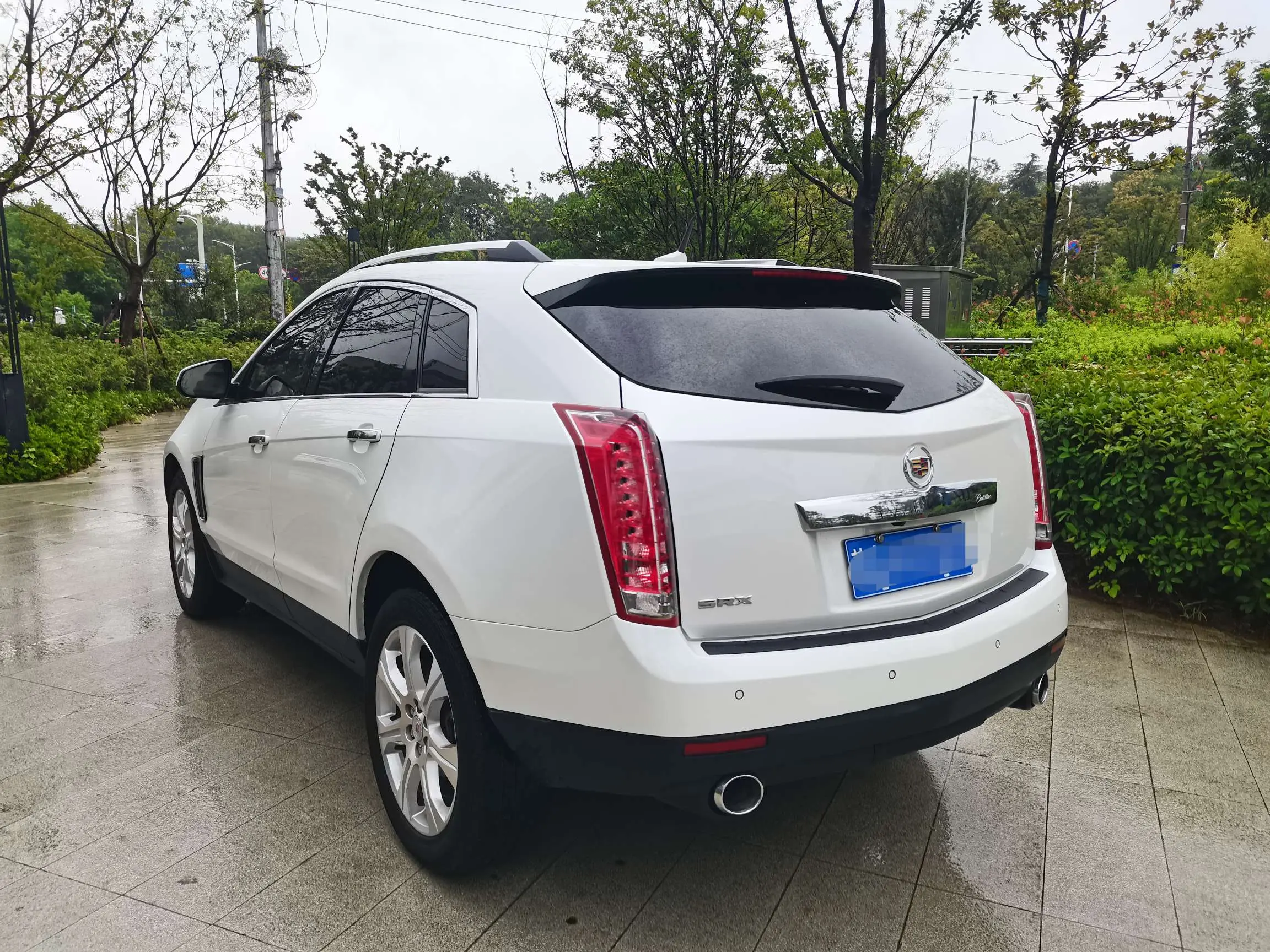 Cadillac SRX