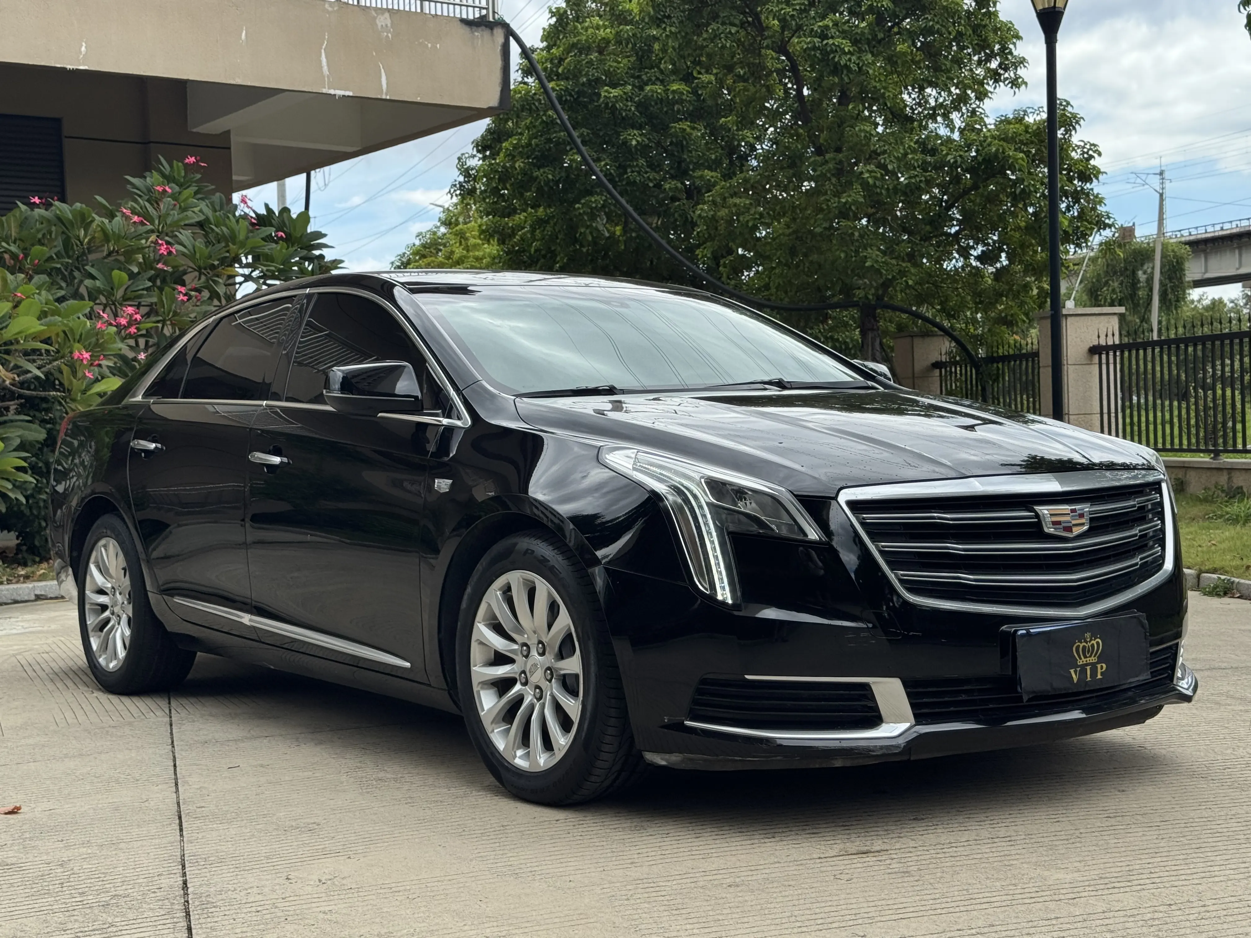 Cadillac XTS