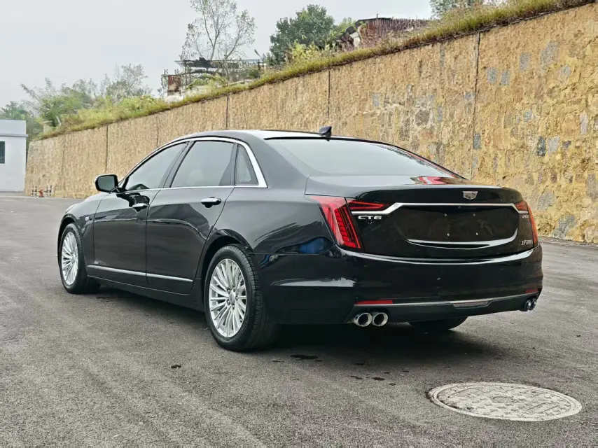 Cadillac CT6