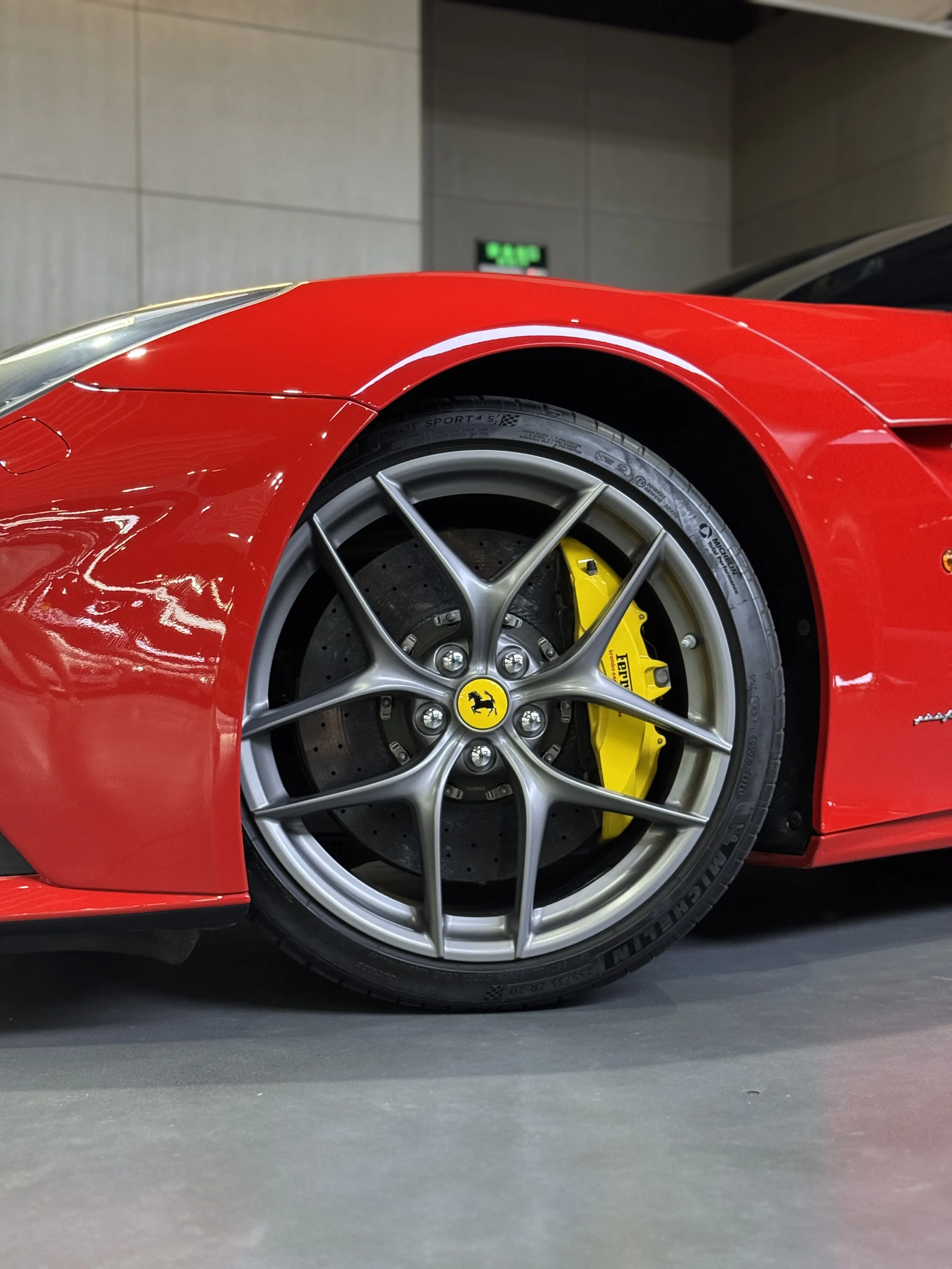 Ferrari F12berlinetta