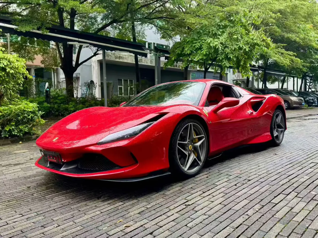 Ferrari F8