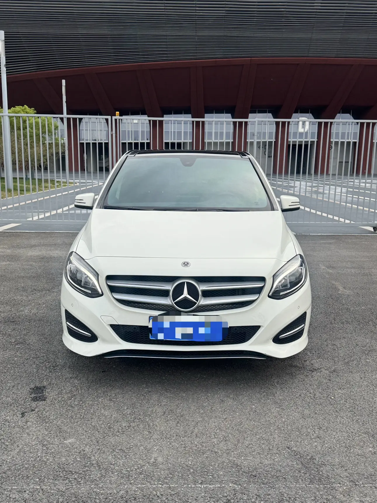 Mercedes-Benz Mercedes Benz B Class  из Китая