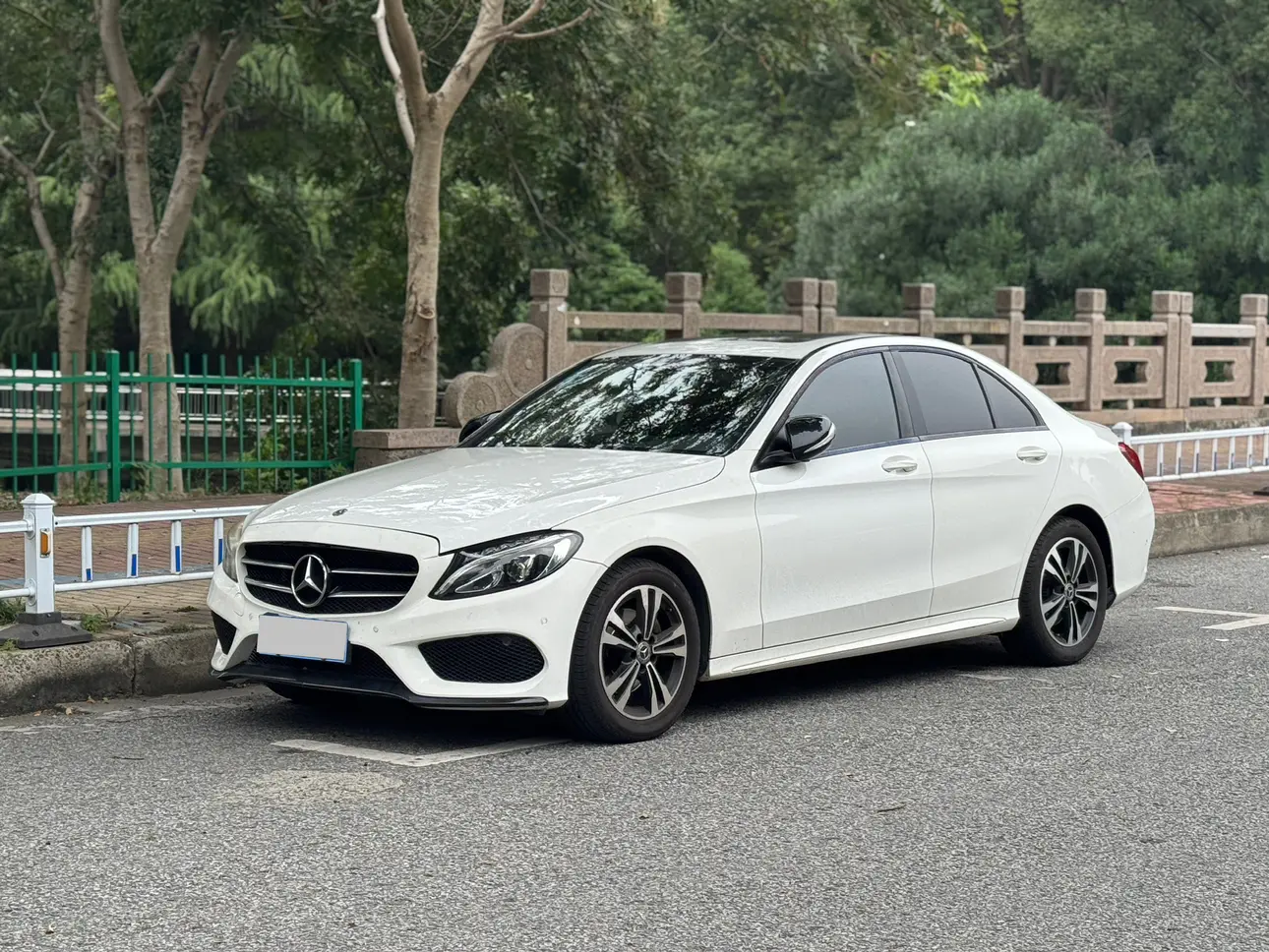 Mercedes-Benz Mercedes Benz C Class  из Китая