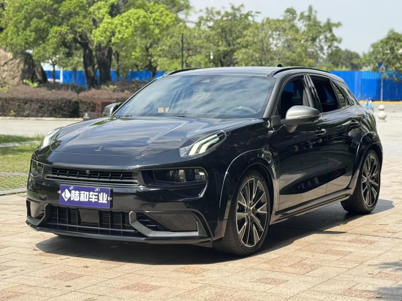 Lynk & Co 02 Hatchback