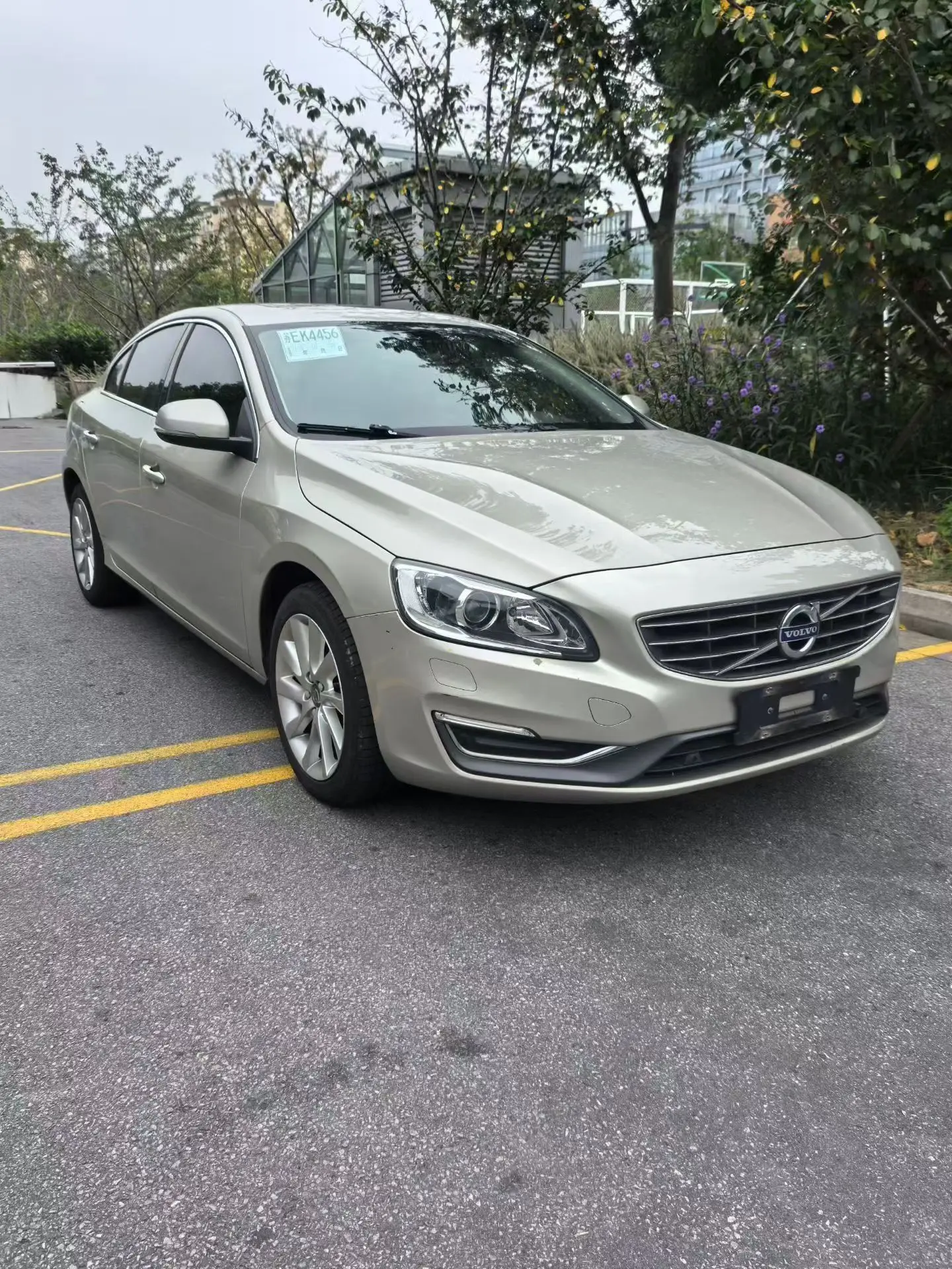 Volvo S60