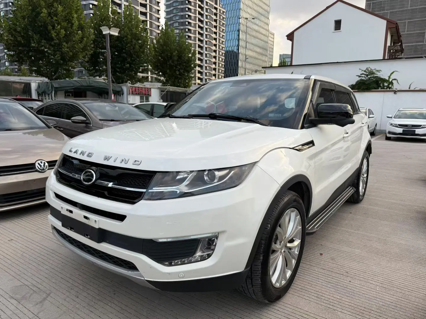 Lu Feng Landwind X7