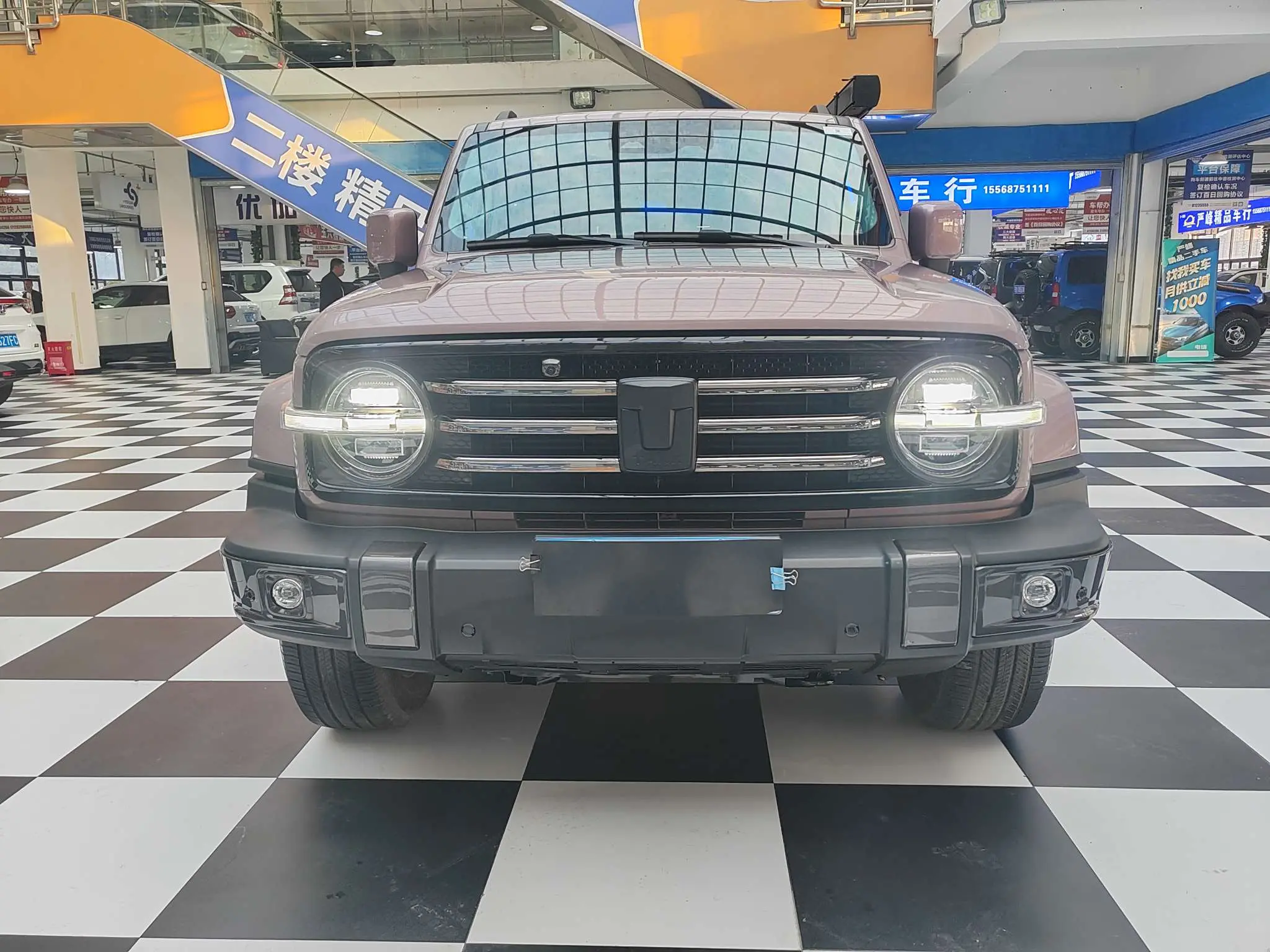 Tank 300  из Китая