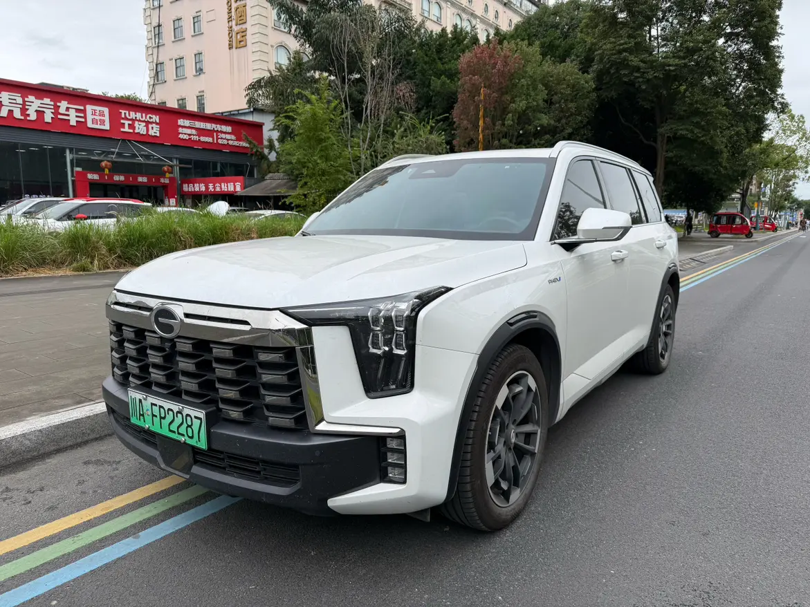 GAC Trumpchi ES9 PHEV  из Китая