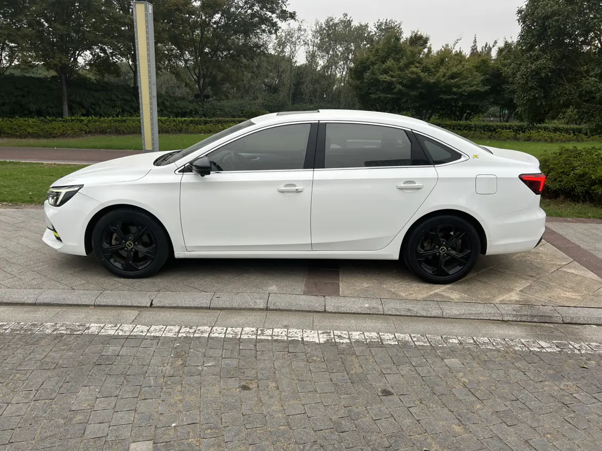 Roewe i6 MAX