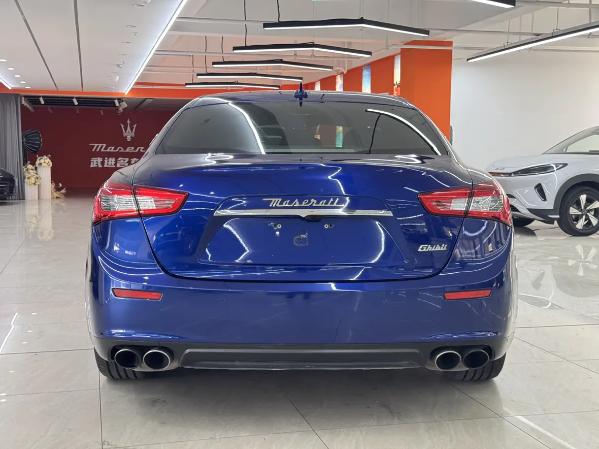 Maserati Ghibli