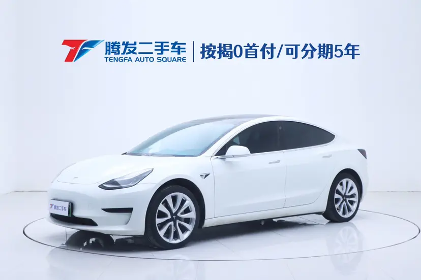 Tesla Model 3  из Китая