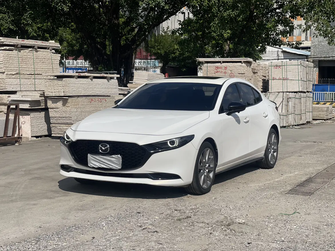 Mazda 3 Angkesela