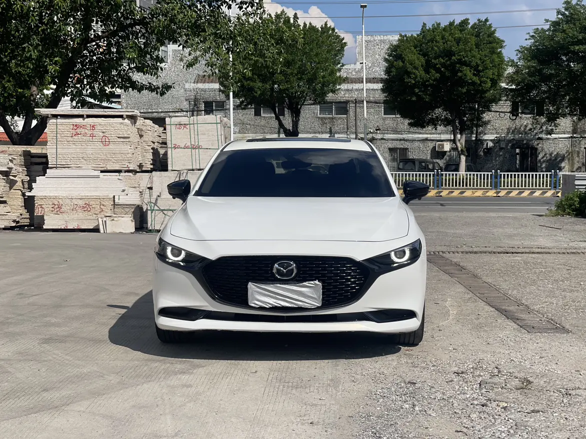 Mazda 3 Angkesela