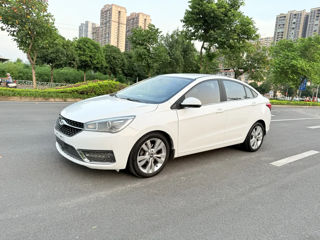 Chery Arrizo 5