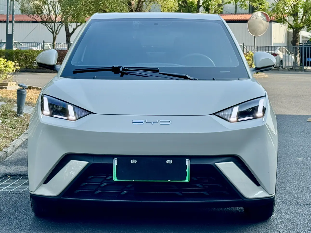 BYD Seagull  из Китая