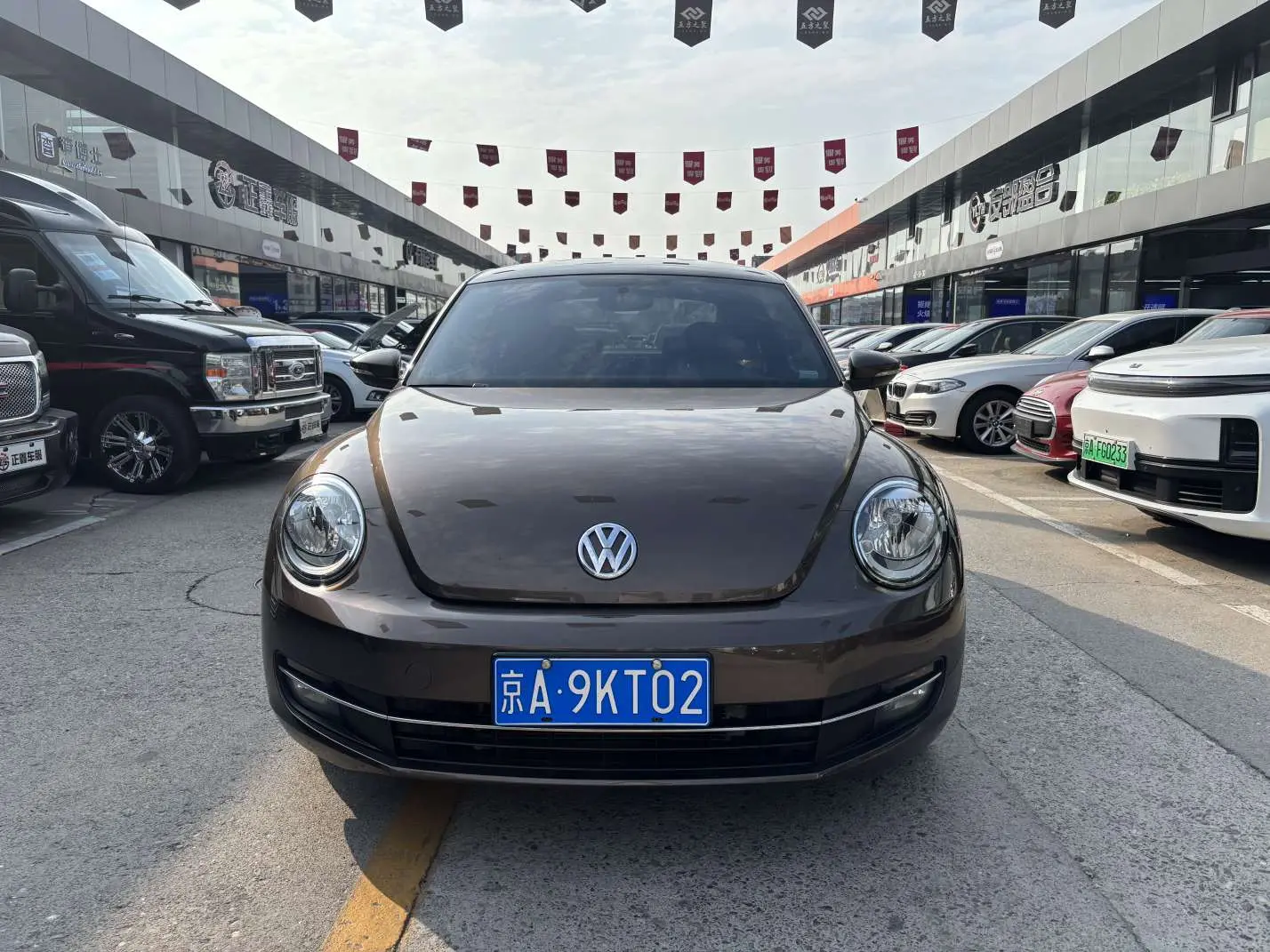 Volkswagen Beetle  из Китая