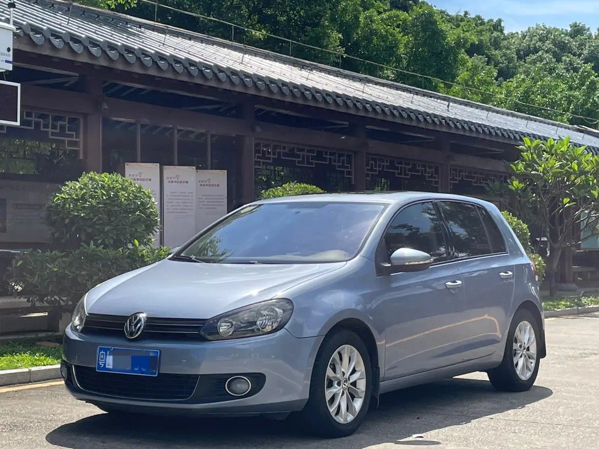 Volkswagen Golf  из Китая