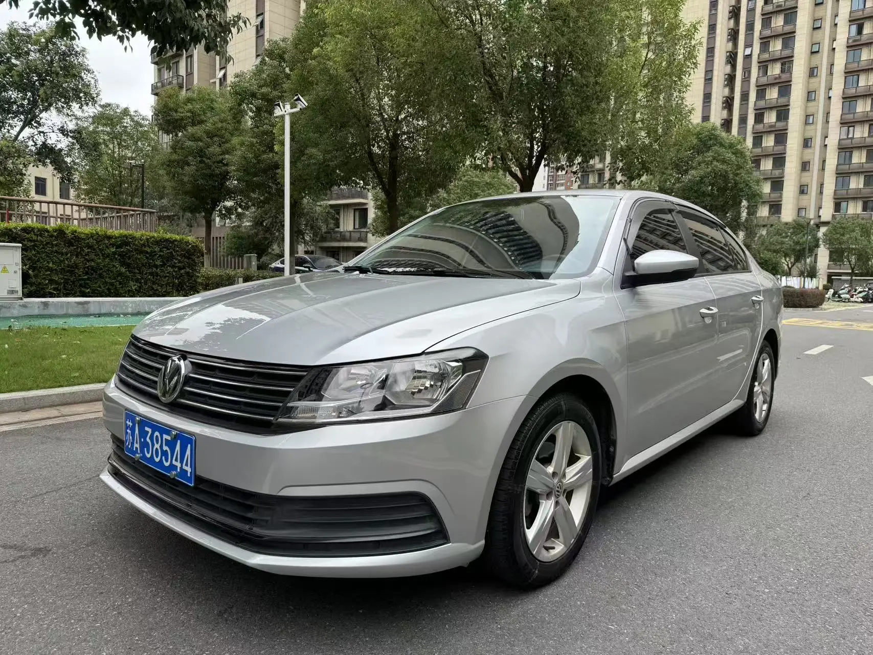 Volkswagen Lavida  из Китая