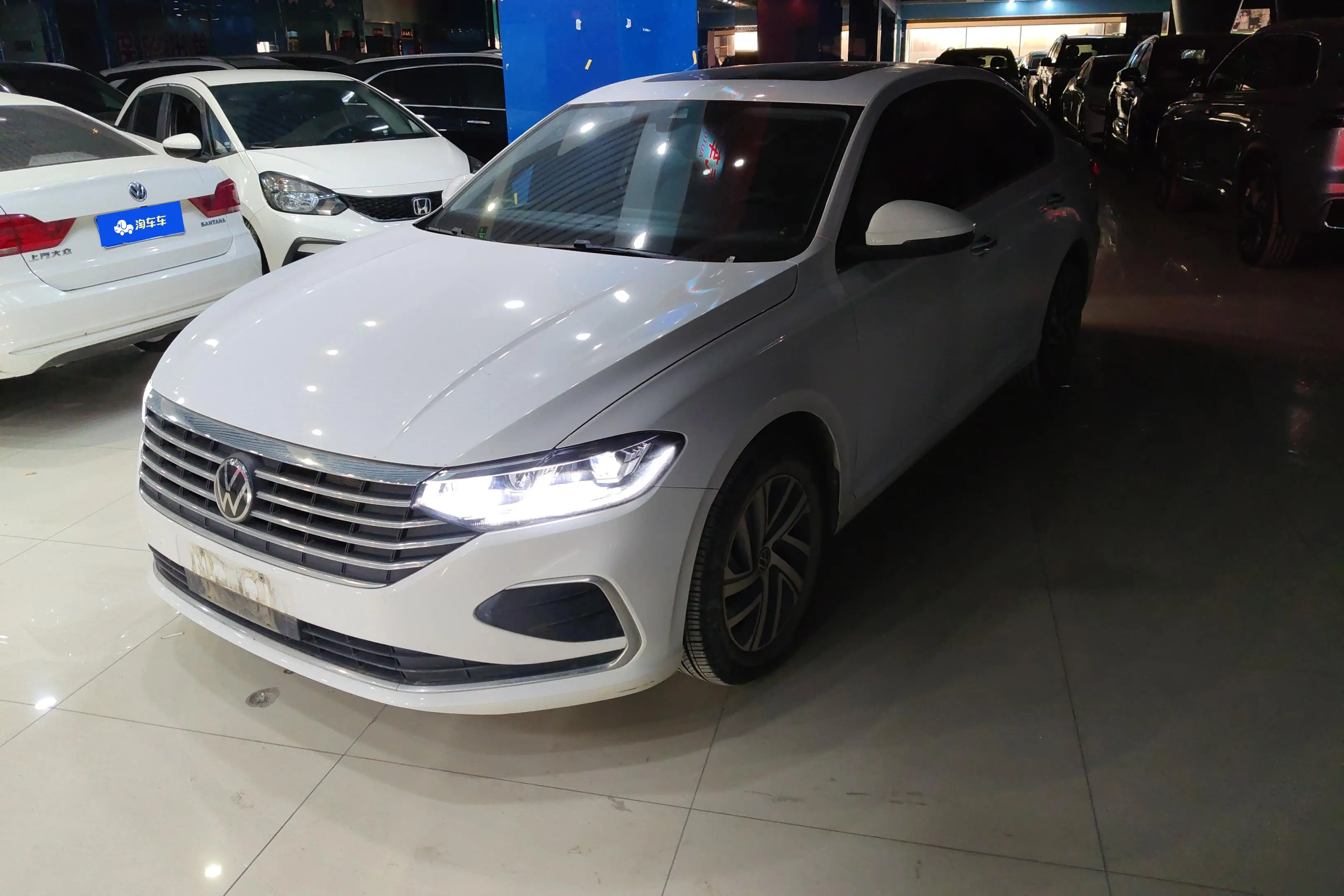 Volkswagen Lavida  из Китая