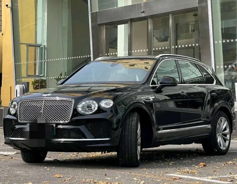 Bentley Bentayga PHEV