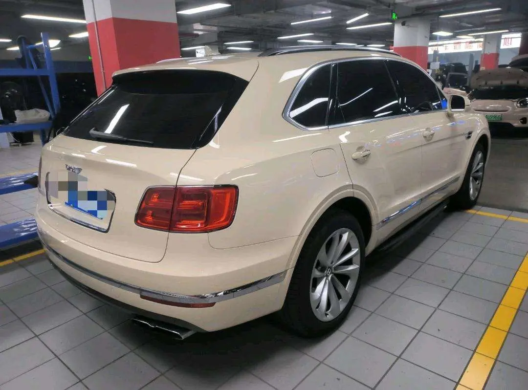 Bentley Bentayga
