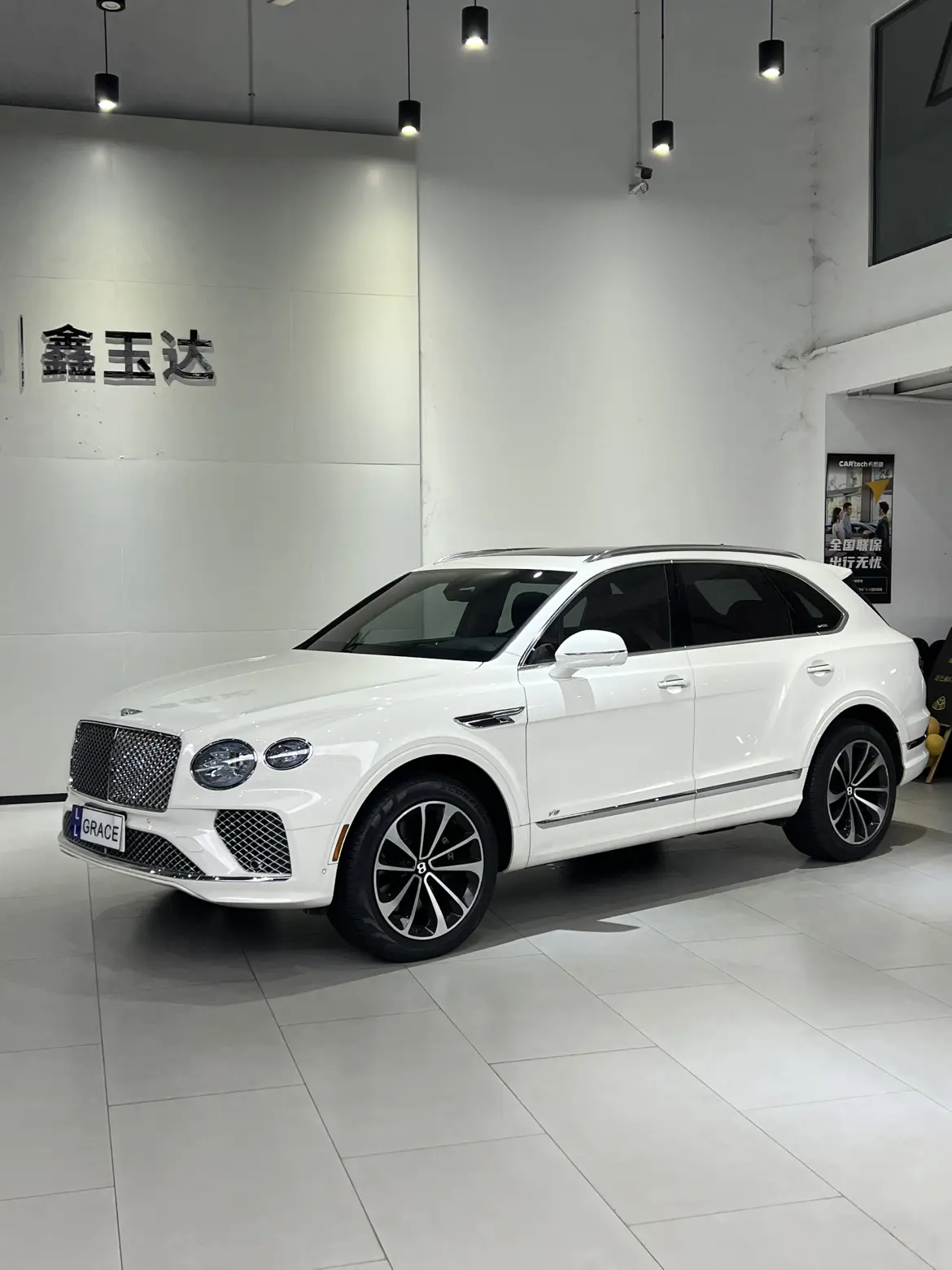 Bentley Bentayga  из Китая