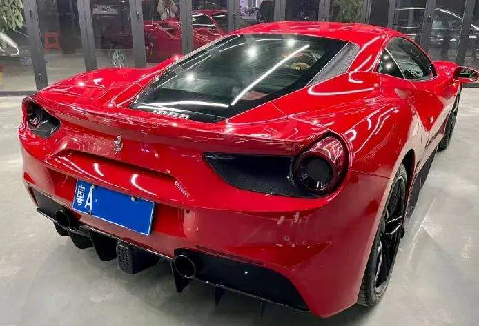 Ferrari 488