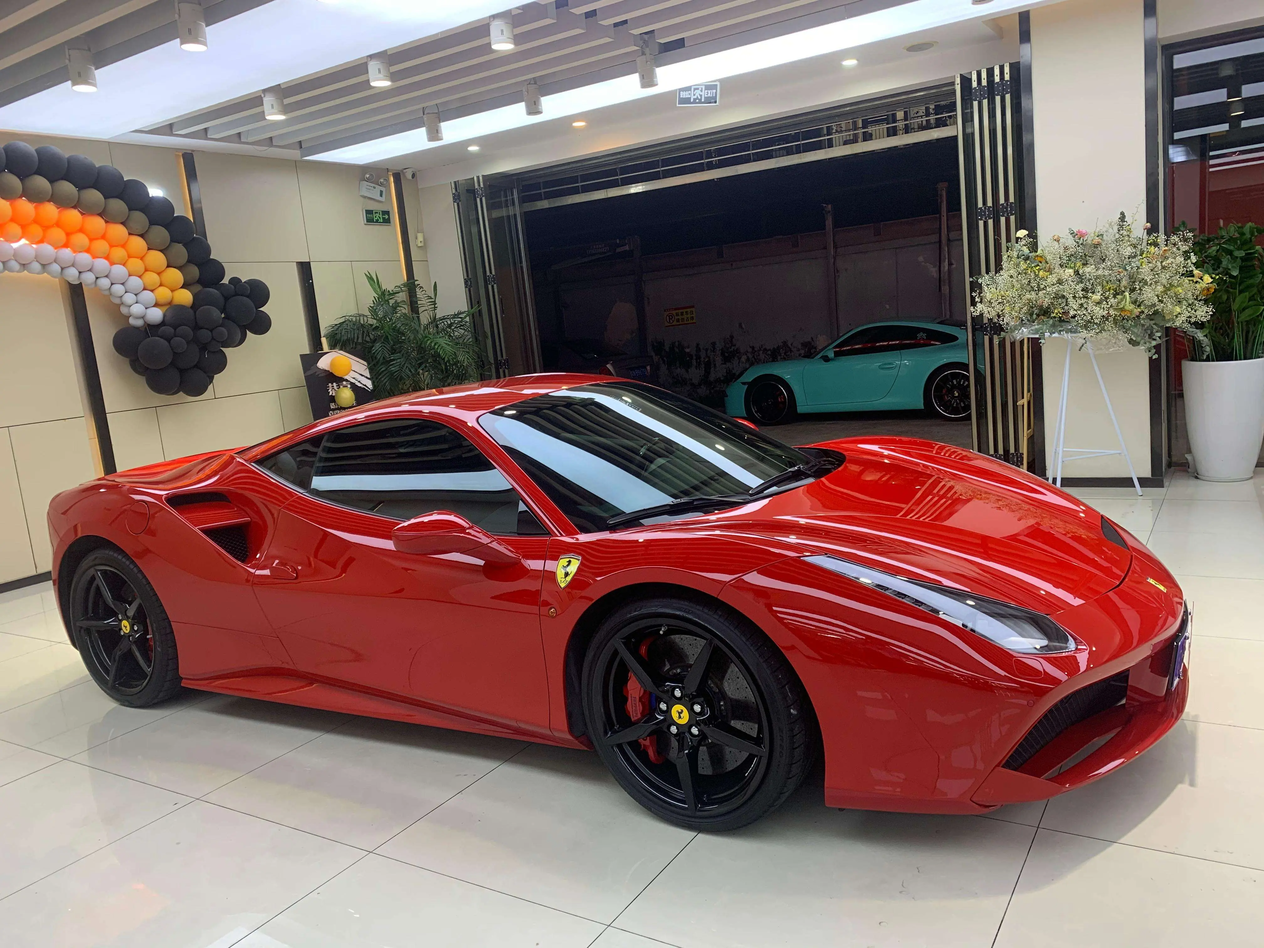 Ferrari 488