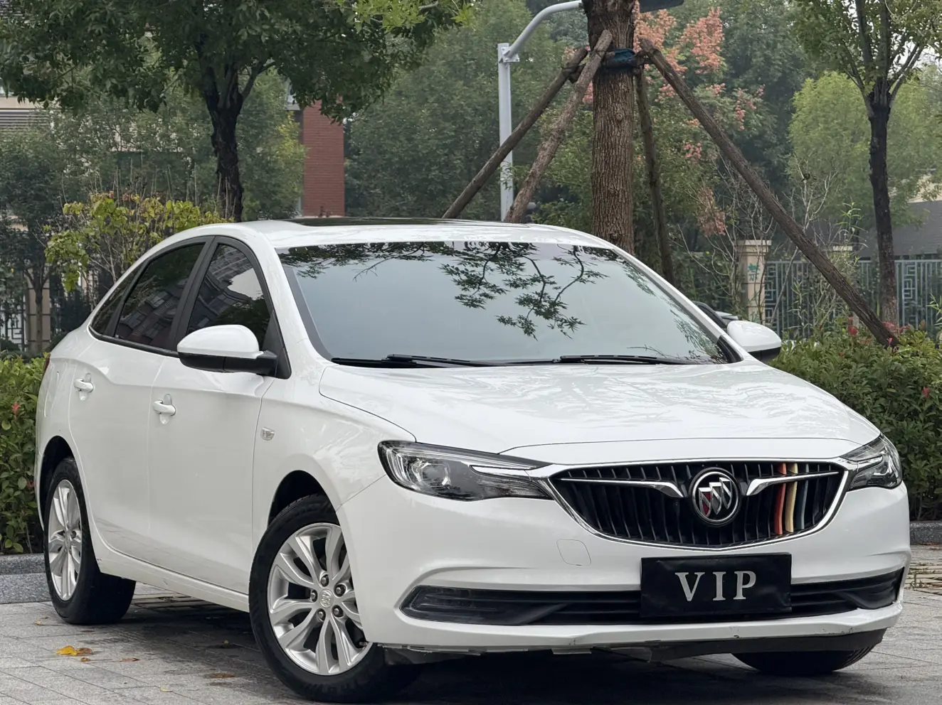 Buick Yinglang