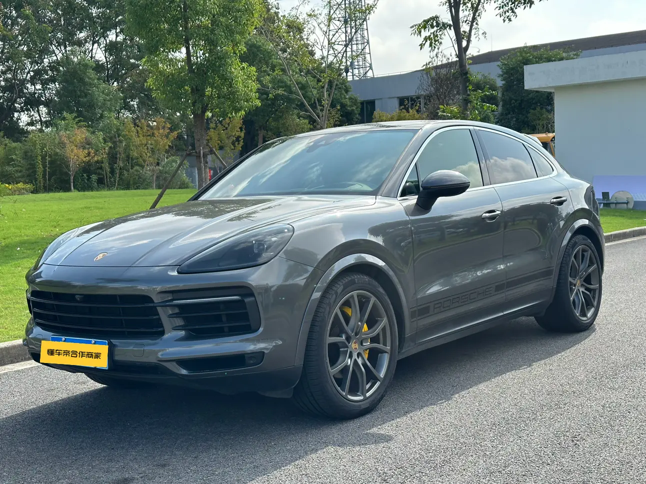 Porsche Cayenne Coupe