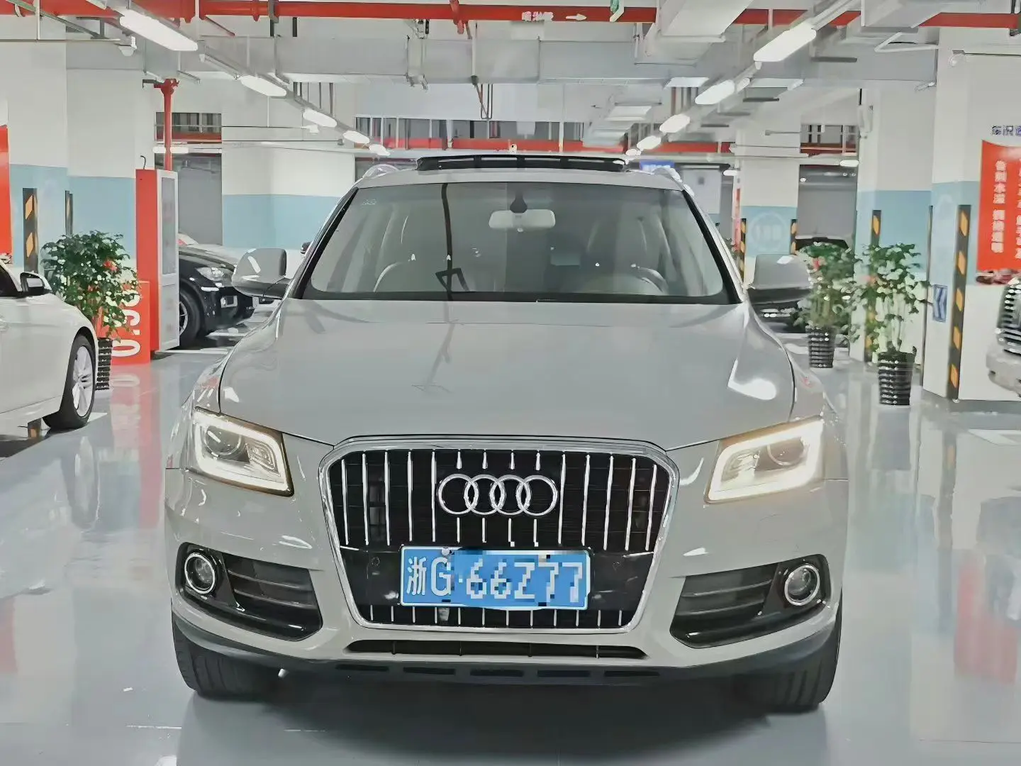 Audi Q5  из Китая