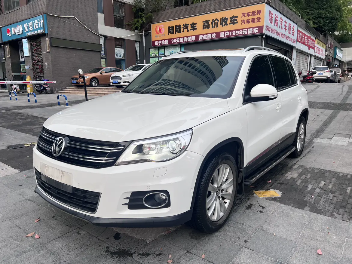 Volkswagen Tiguan  из Китая
