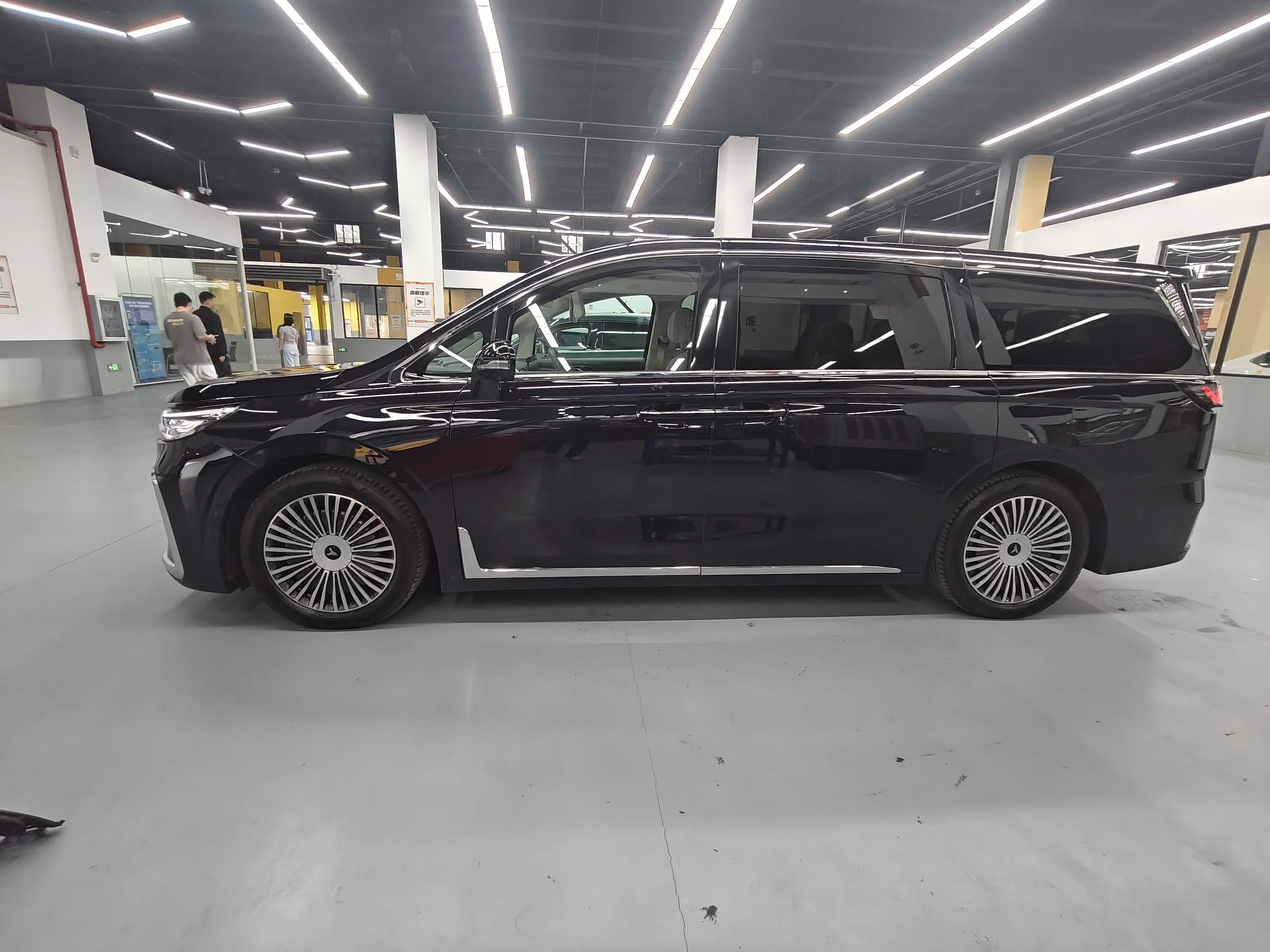 Voyah Lantu Dreamer PHEV