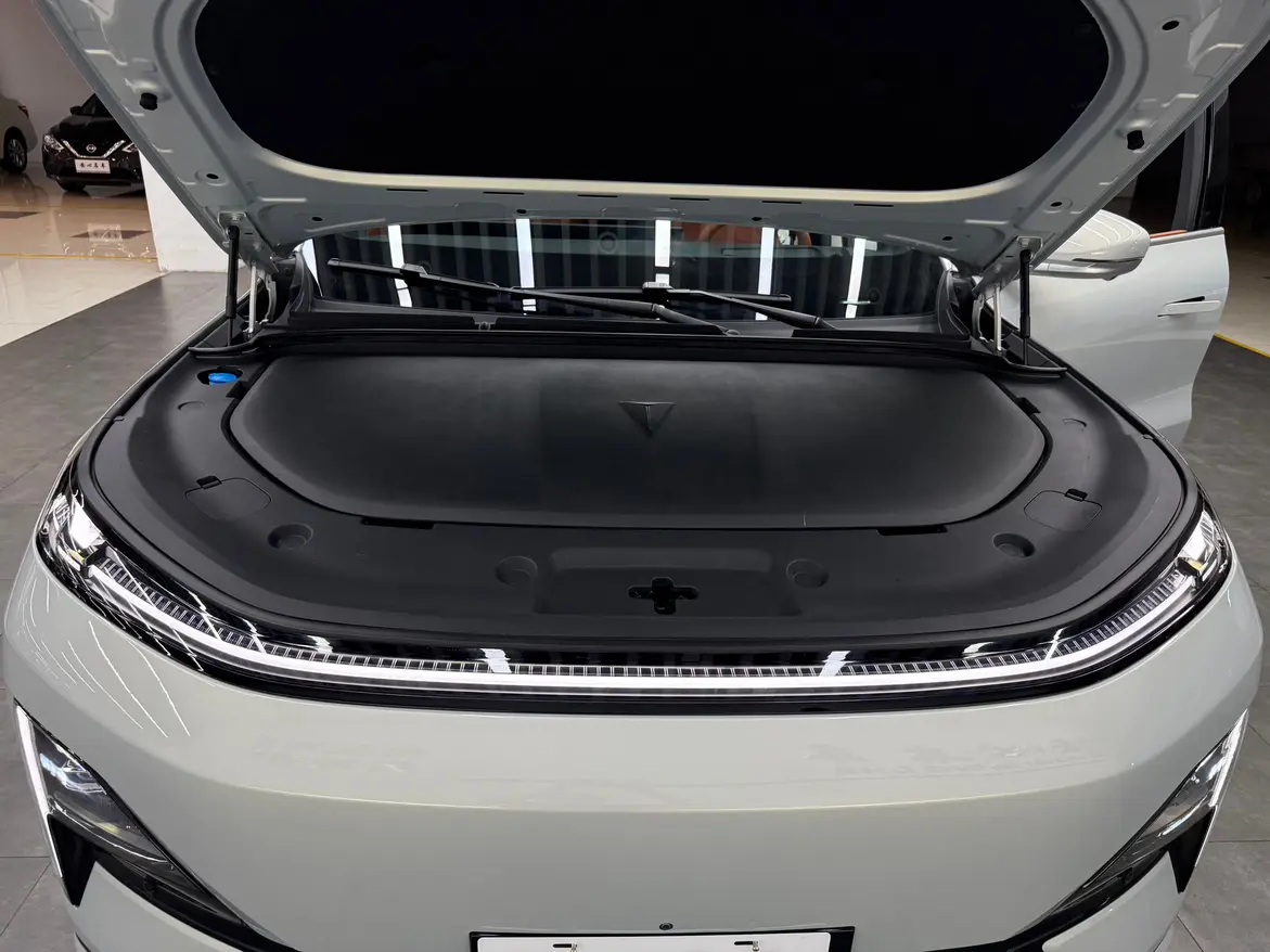 Deepal Dark blue S09