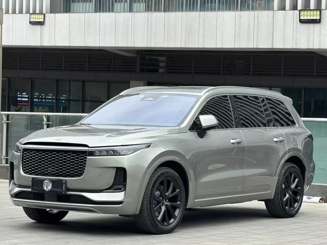 Li ONE (Ideal ONE)  из Китая