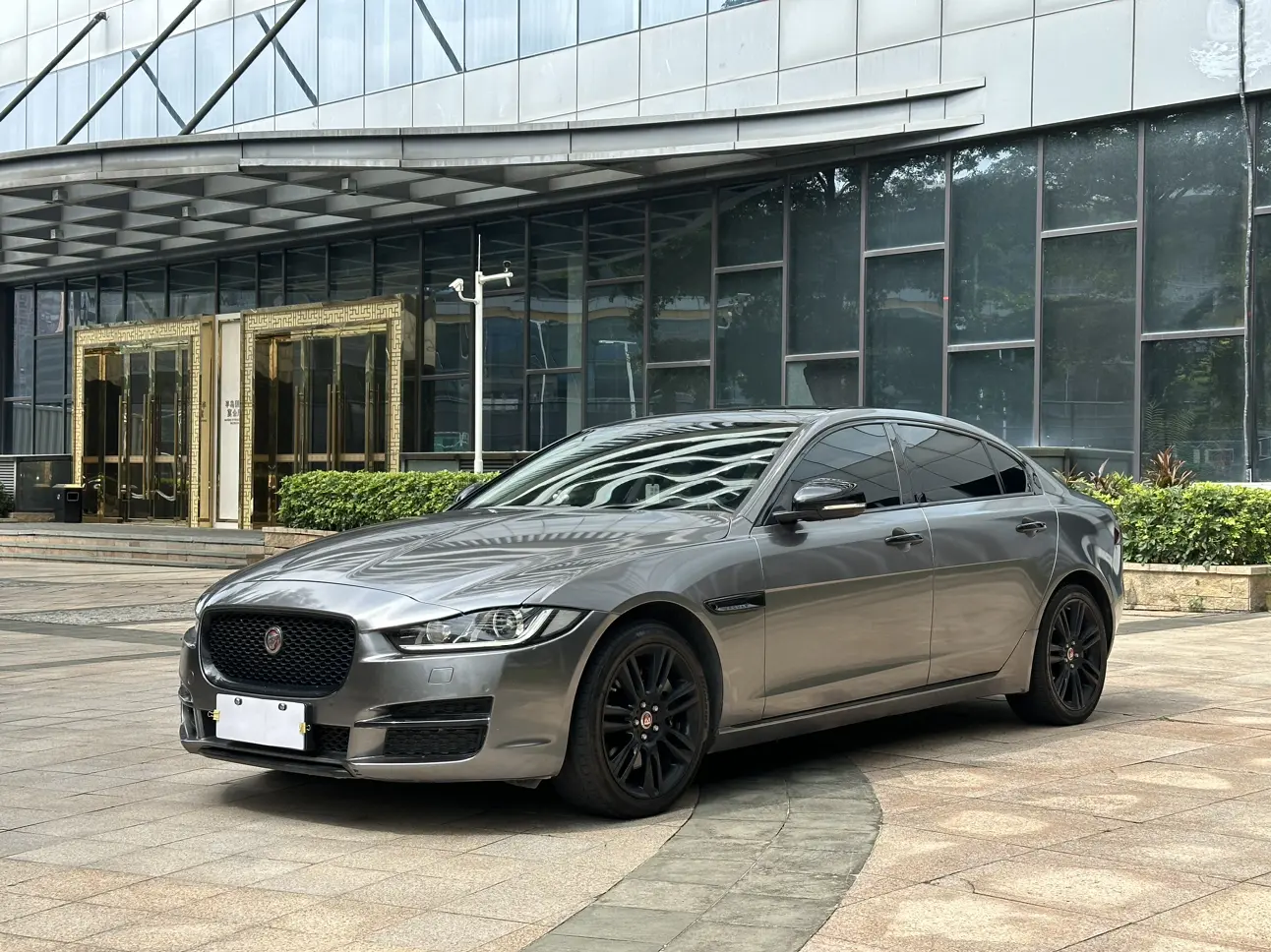 Jaguar XEL