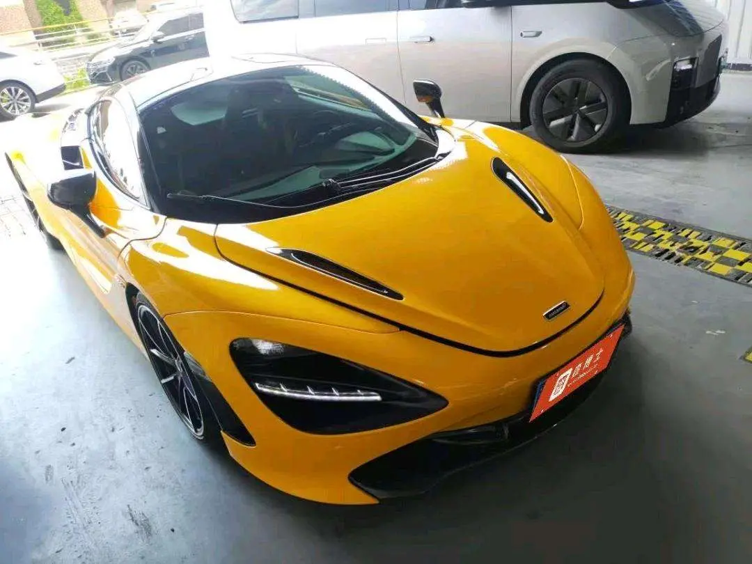 McLaren 720S