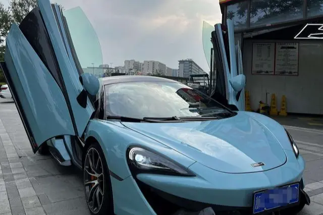 McLaren 570S