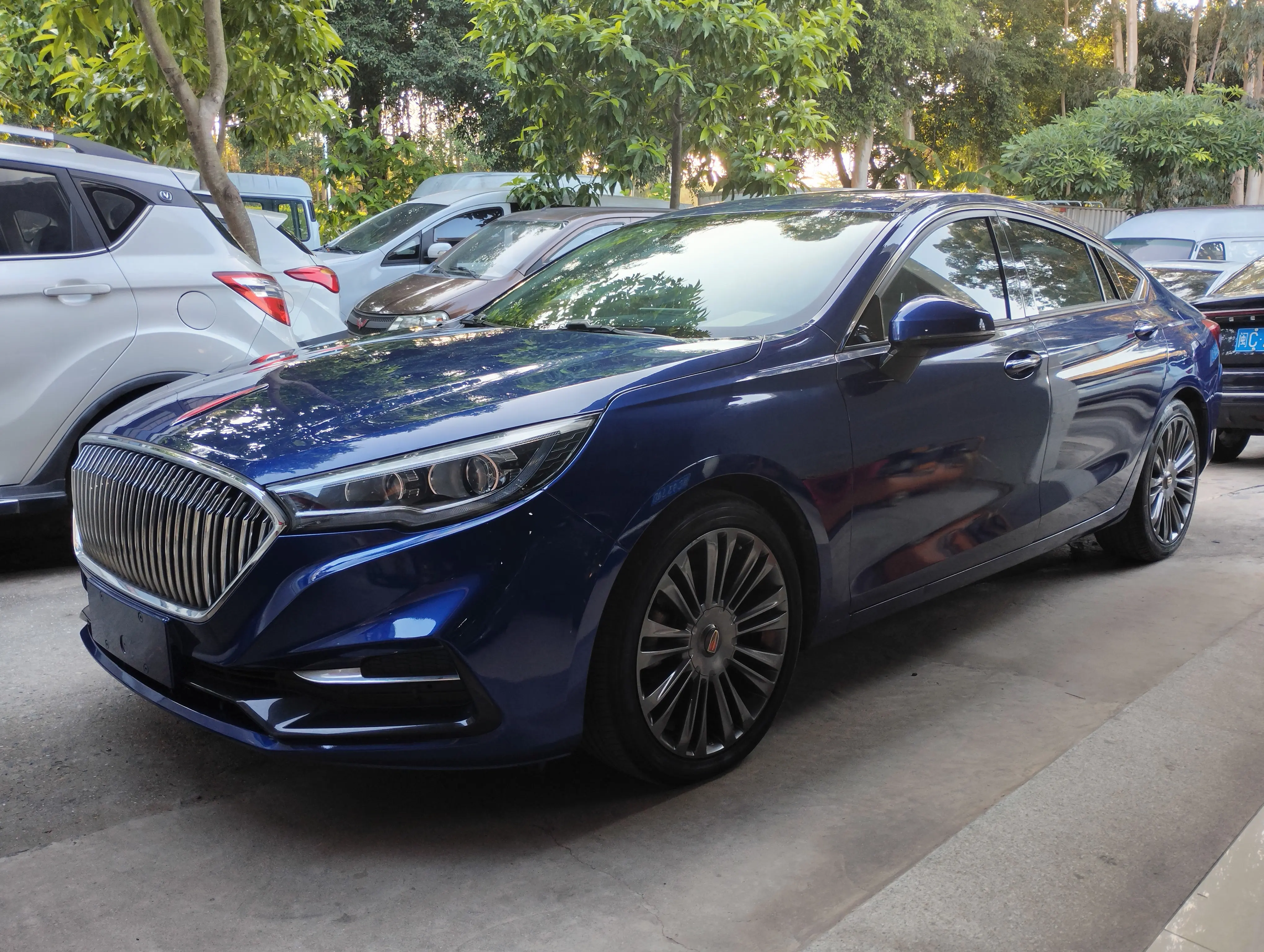 Hongqi H5 classic  из Китая