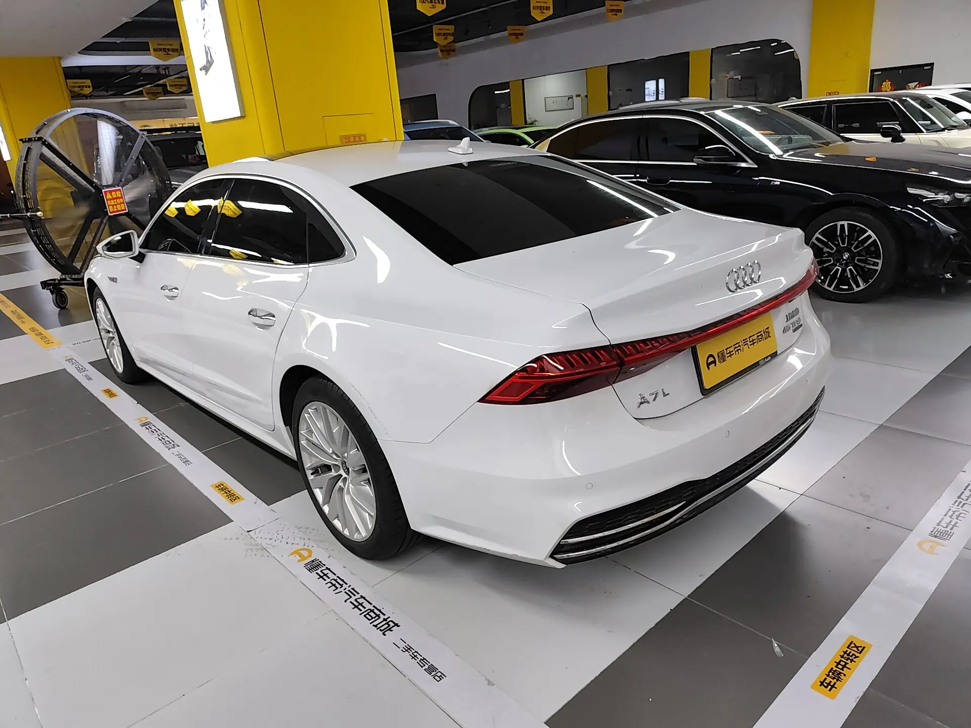 Audi A7L