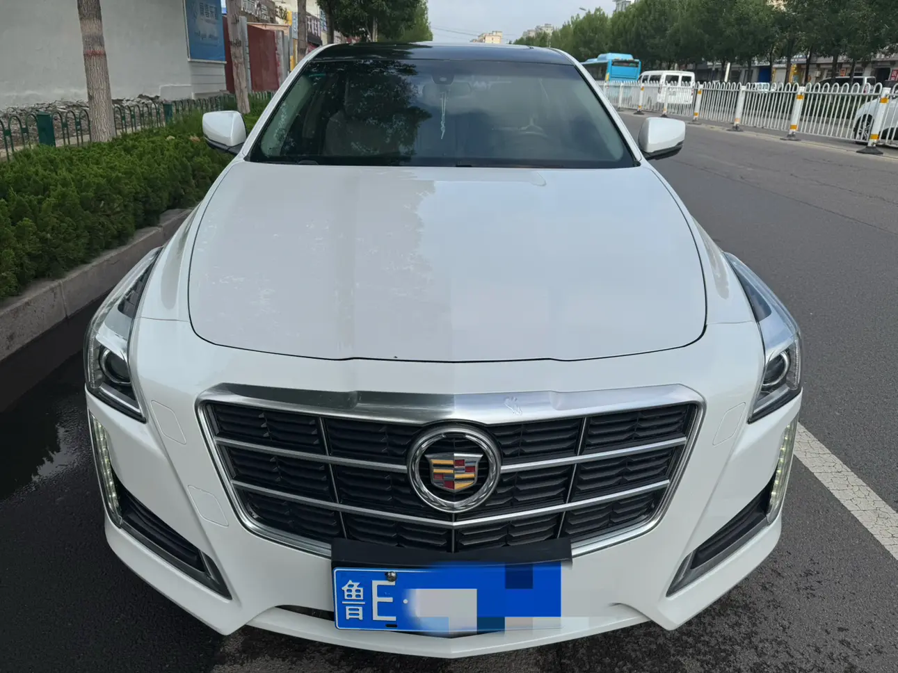 Cadillac CTS (imported)