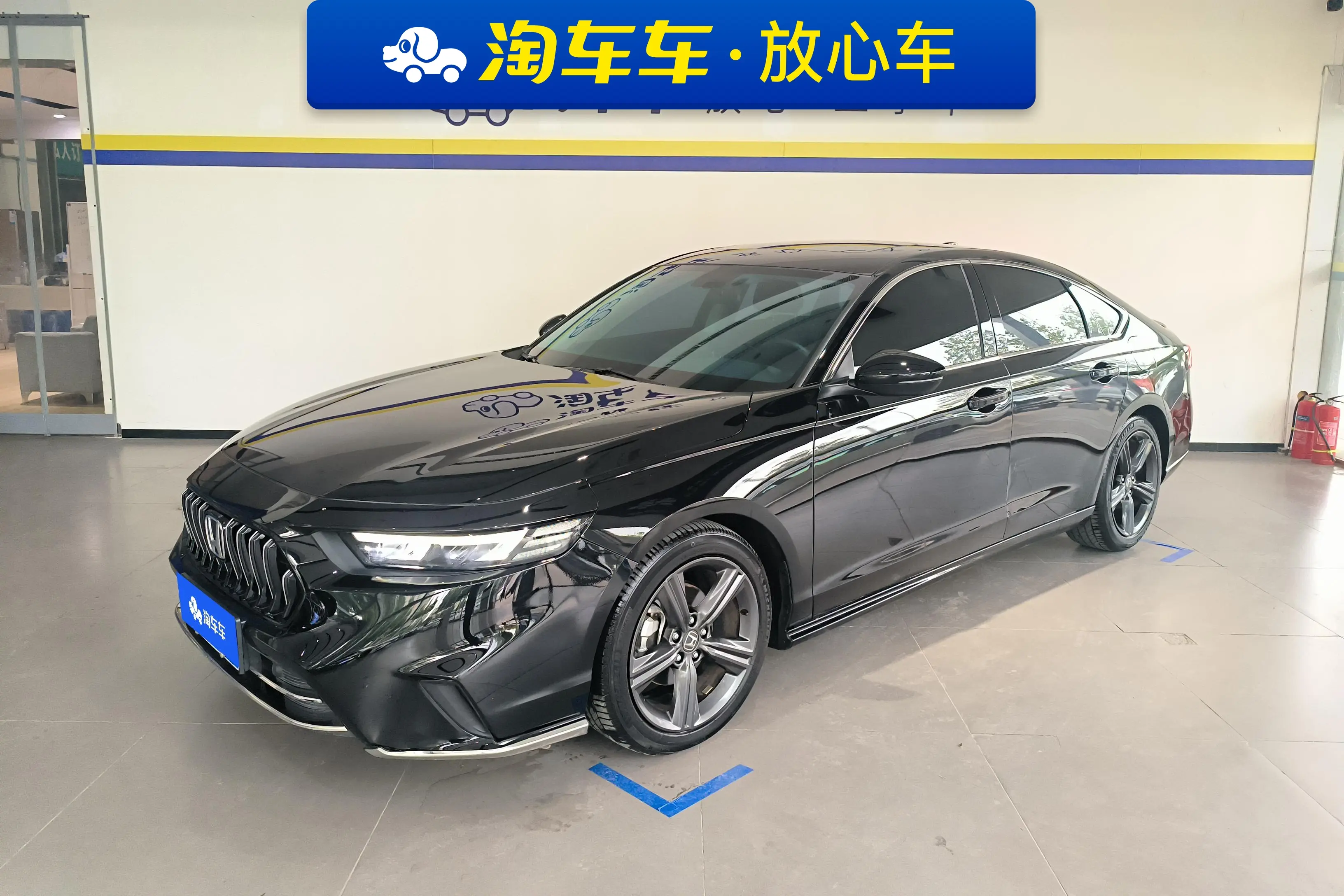 Honda Inspire (Yingshipai)  из Китая