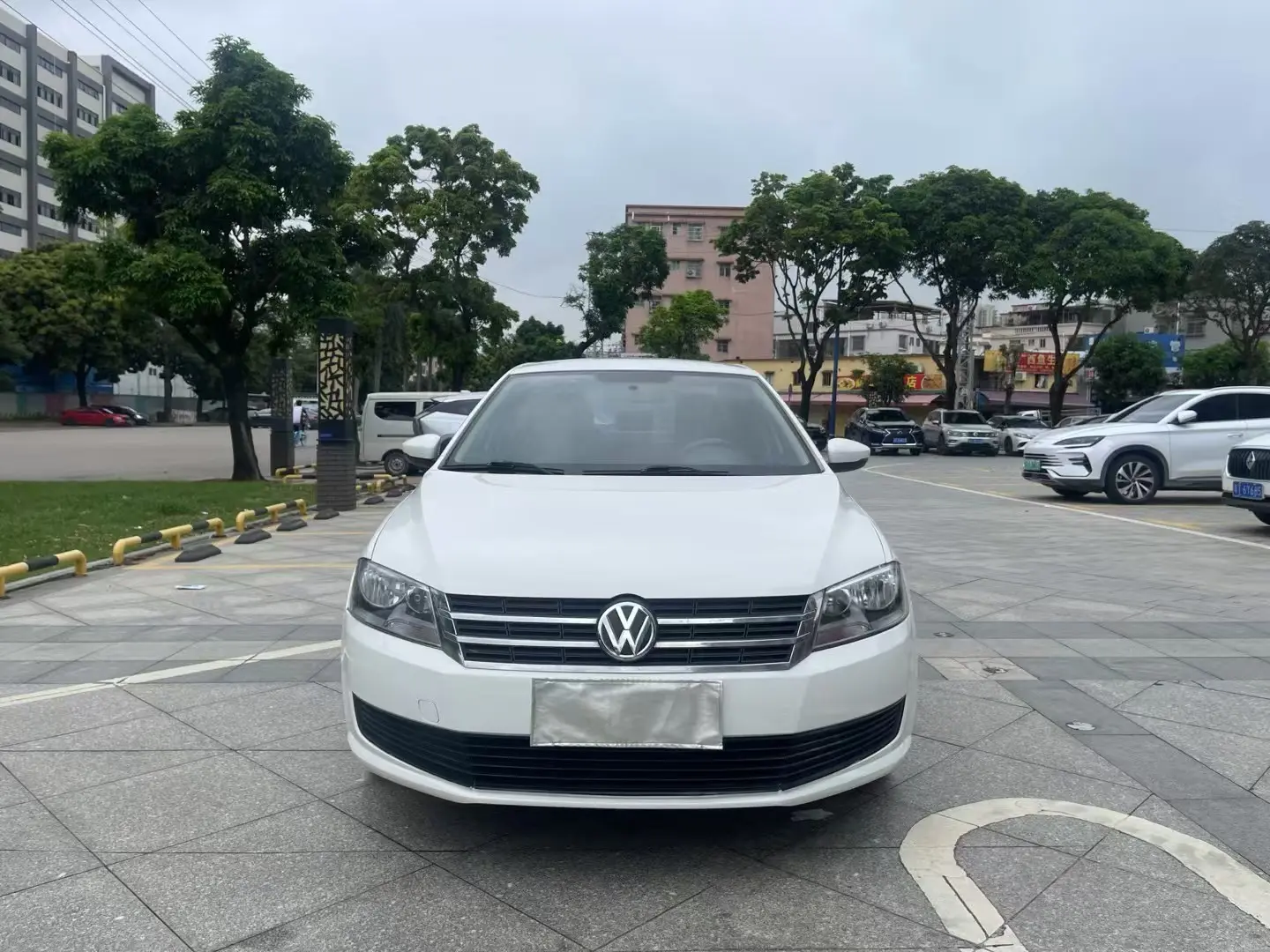 Volkswagen Lavida  из Китая