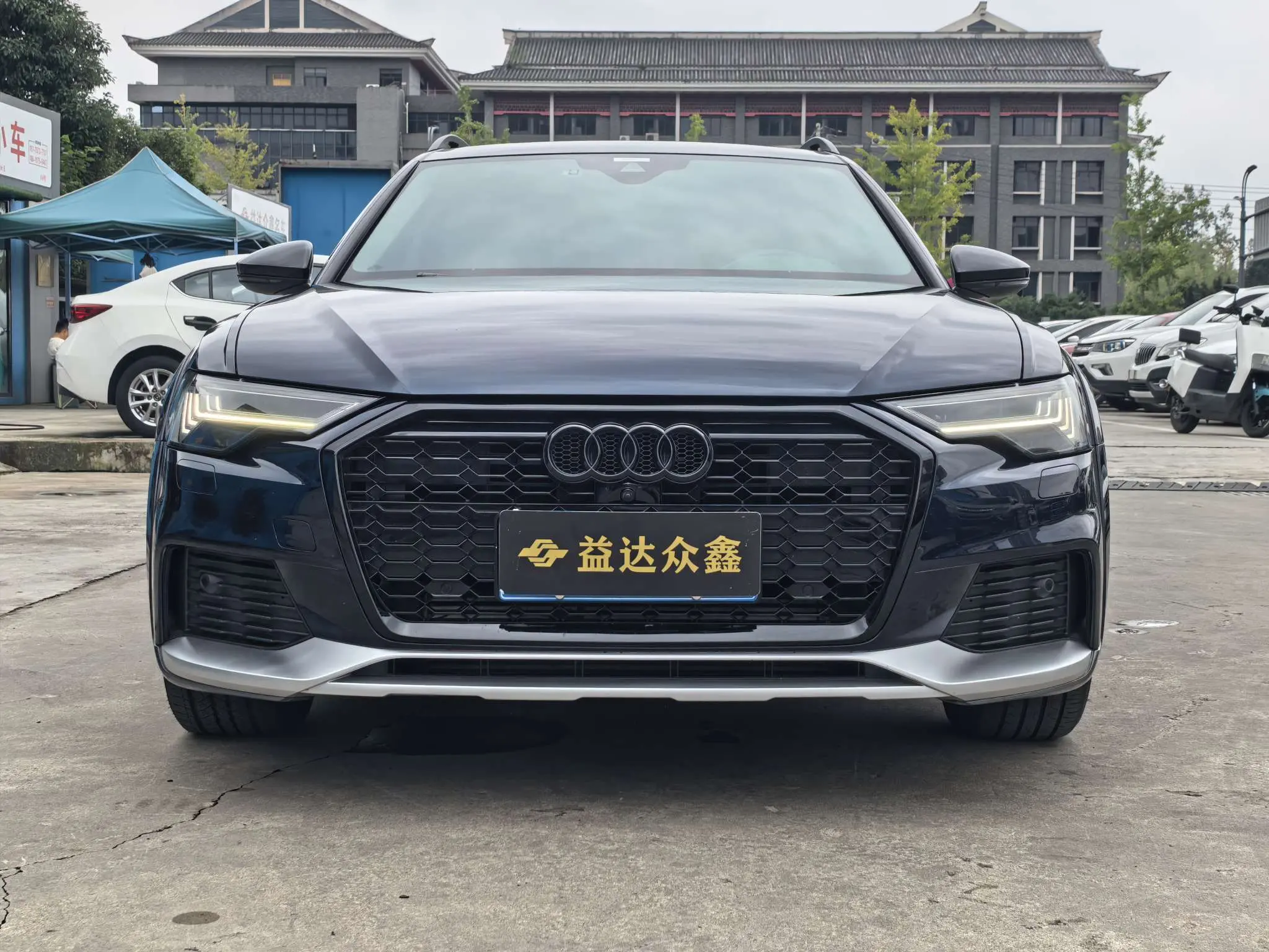 Audi A6 (imported)