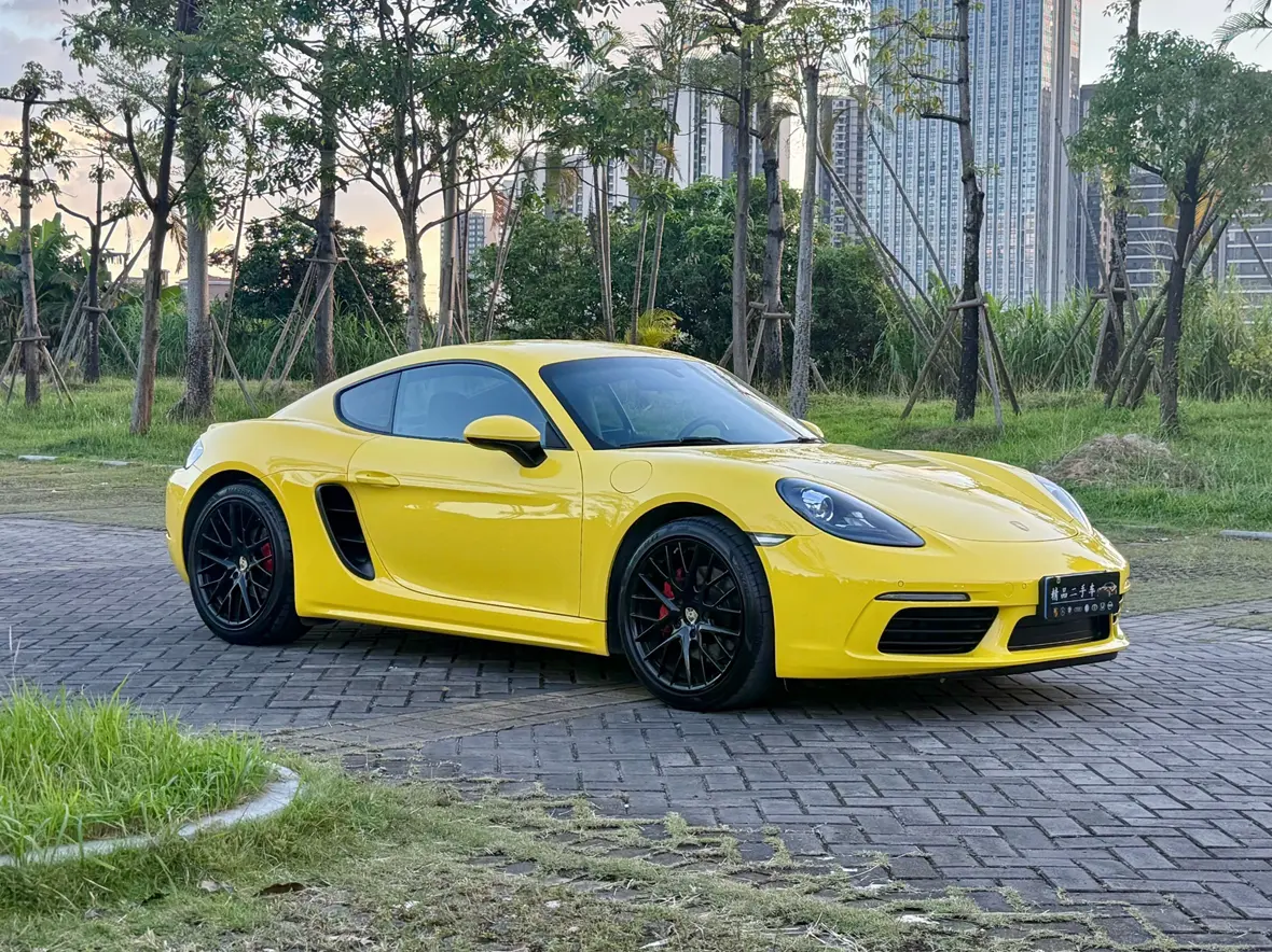 Porsche 718