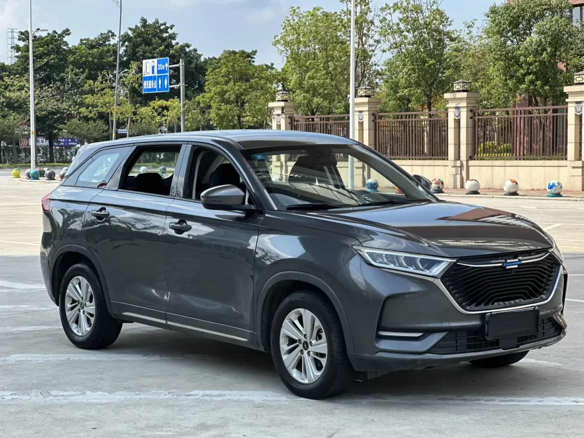 Oshan Changan Auchan X7