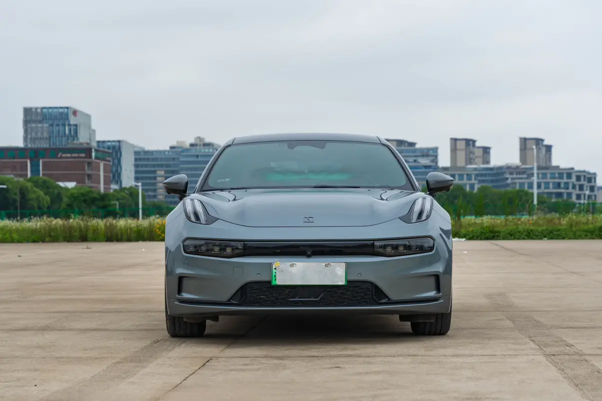 ZEEKR 001  из Китая