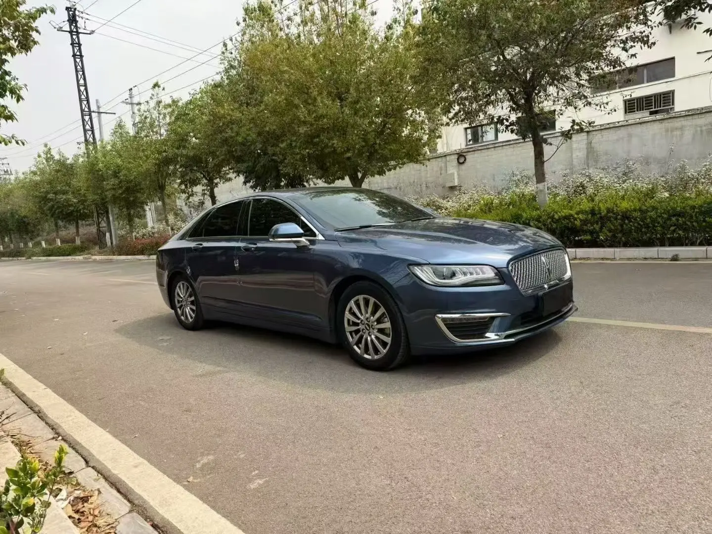 Lincoln MKZ