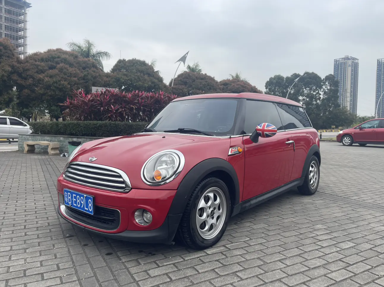 MINI CLUBMAN