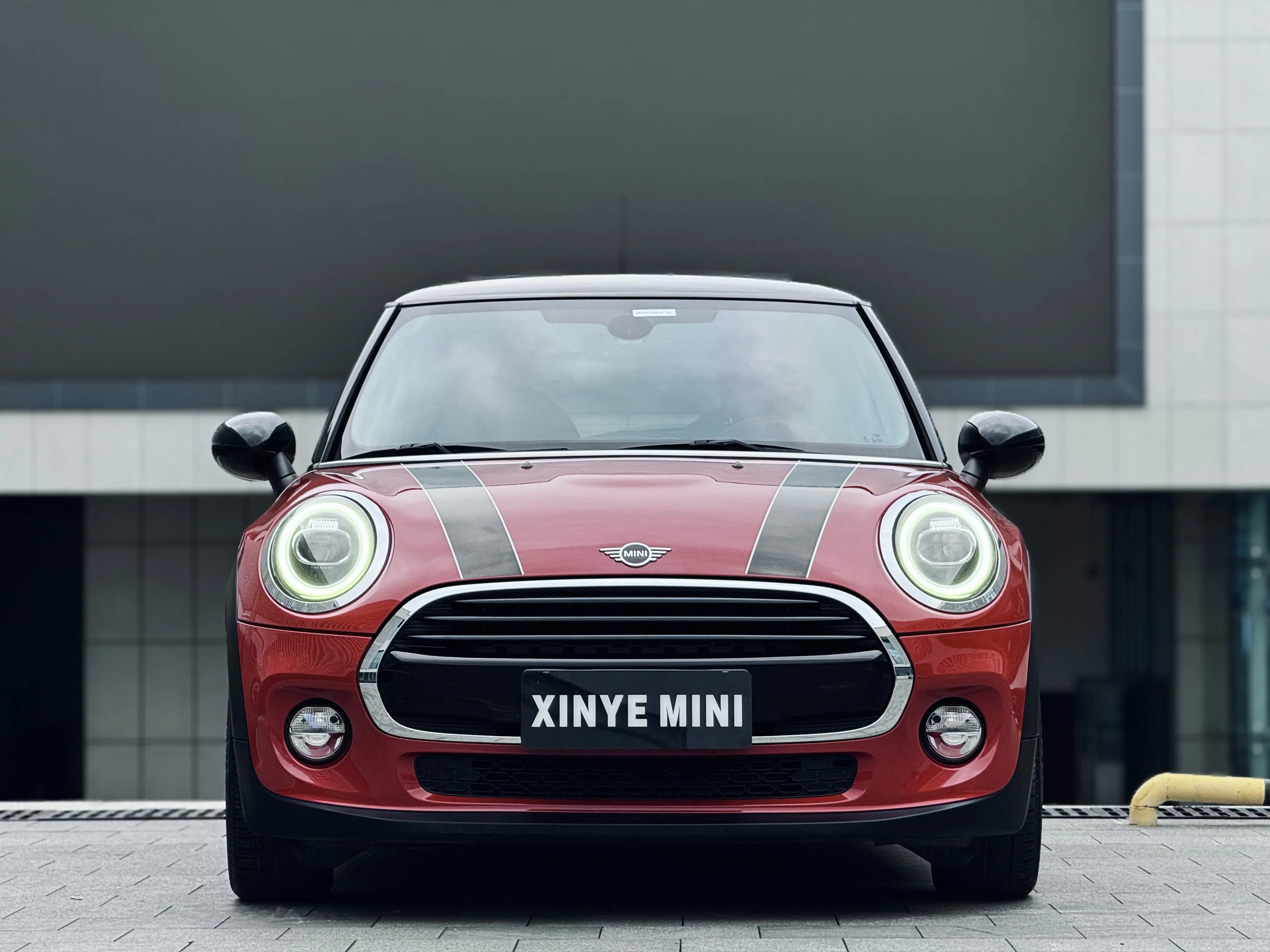 MINI MINI